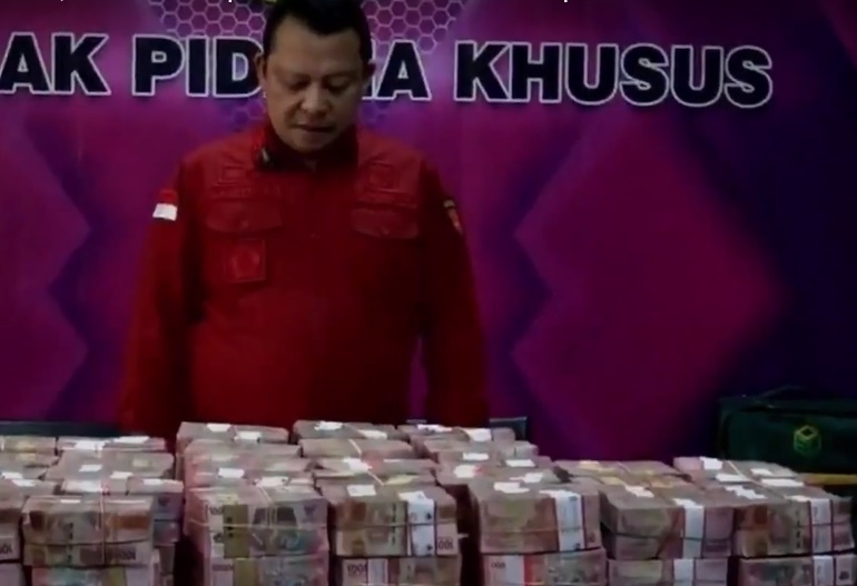Dugaan Korupsi BUMD Cilacap, Kejaksaan Sita Uang Rp13 Miliar